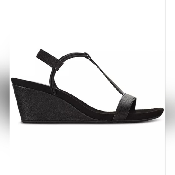 EUC black wedge sandals 9W - Picture 2 of 16